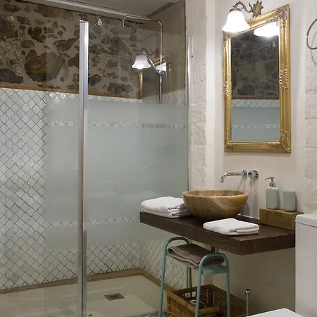 Casa rural Mas Tomas Vall-Llobrega
