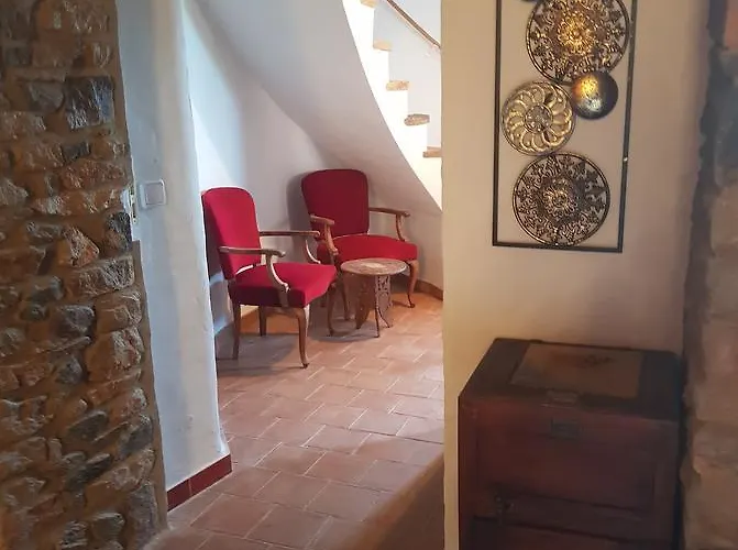 Casa rural Mas Tomas Vall-Llobrega